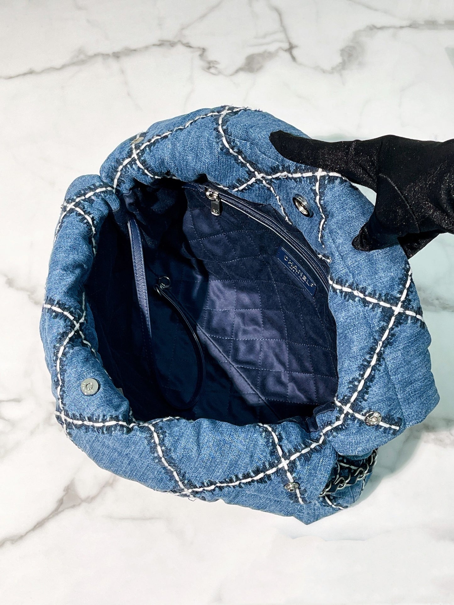 CHANEL 24P 22 BAG SMALL