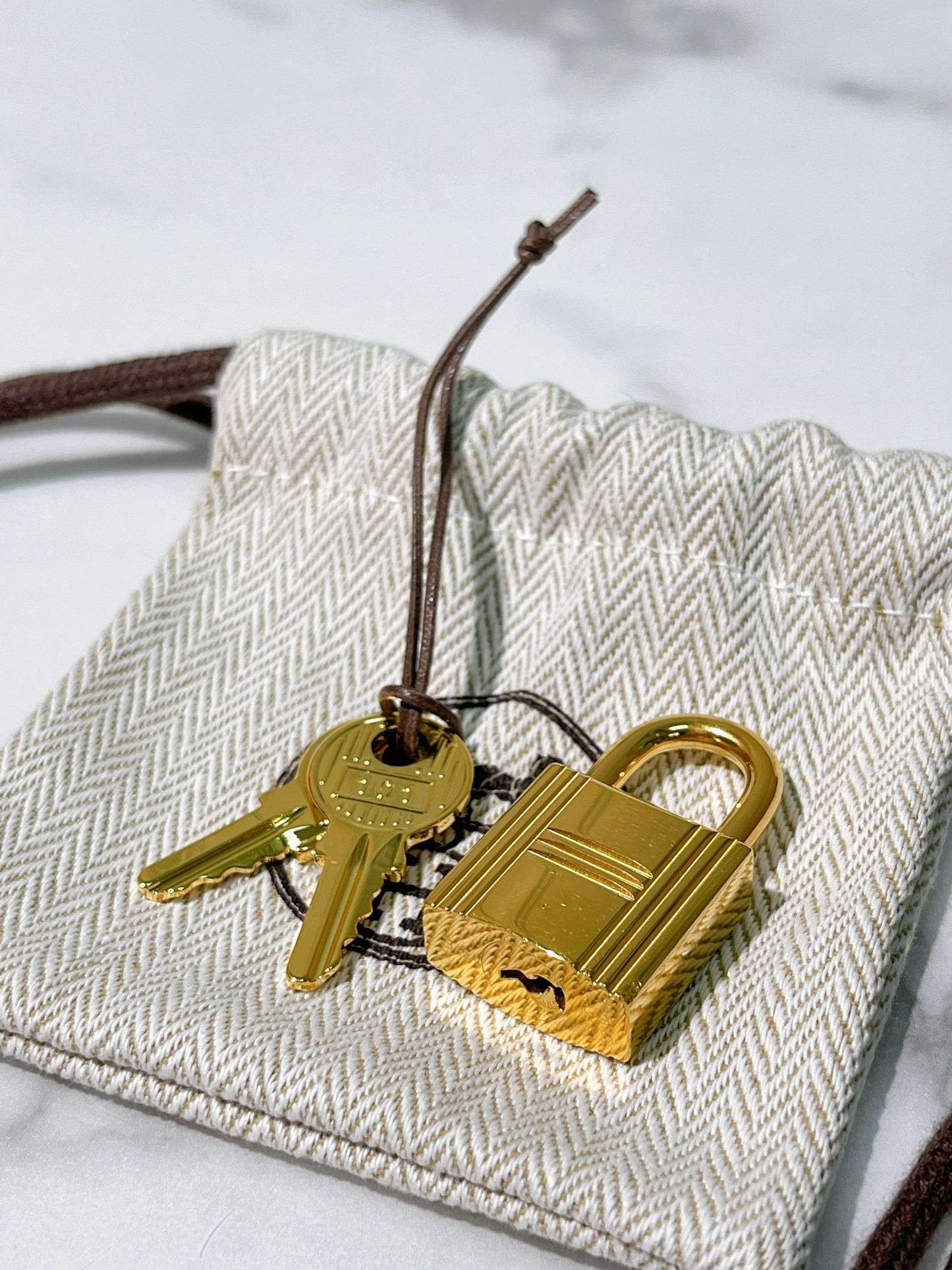 HERMES PICOTIN 18 BEIGE MARFA/GOLD