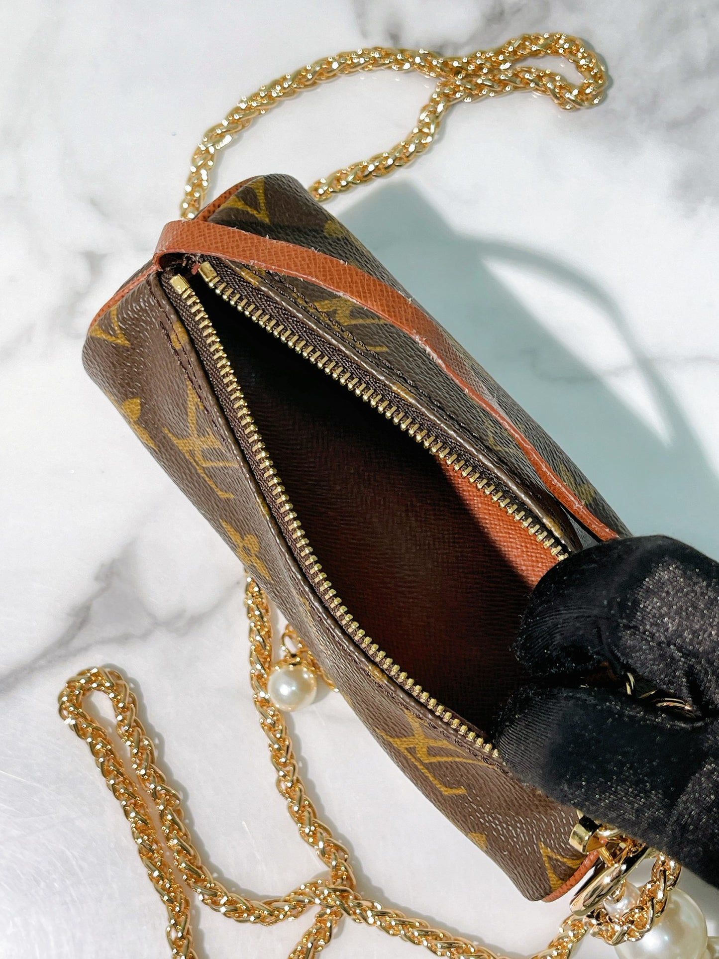 LV VINTAGE ROLLER, Monogram