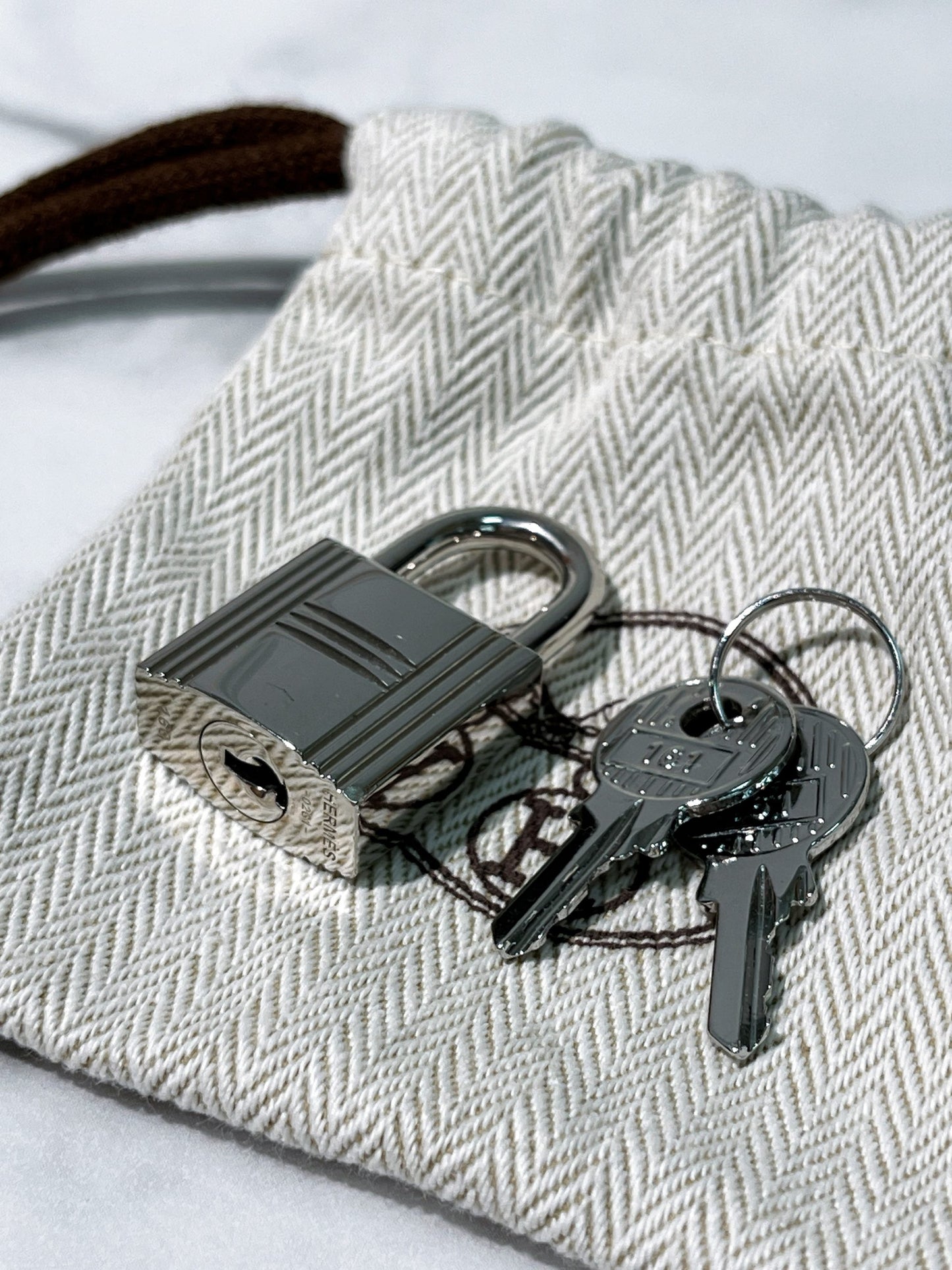 HERMES PICOTIN 18, Rouge Sellier/Anemone/Silver