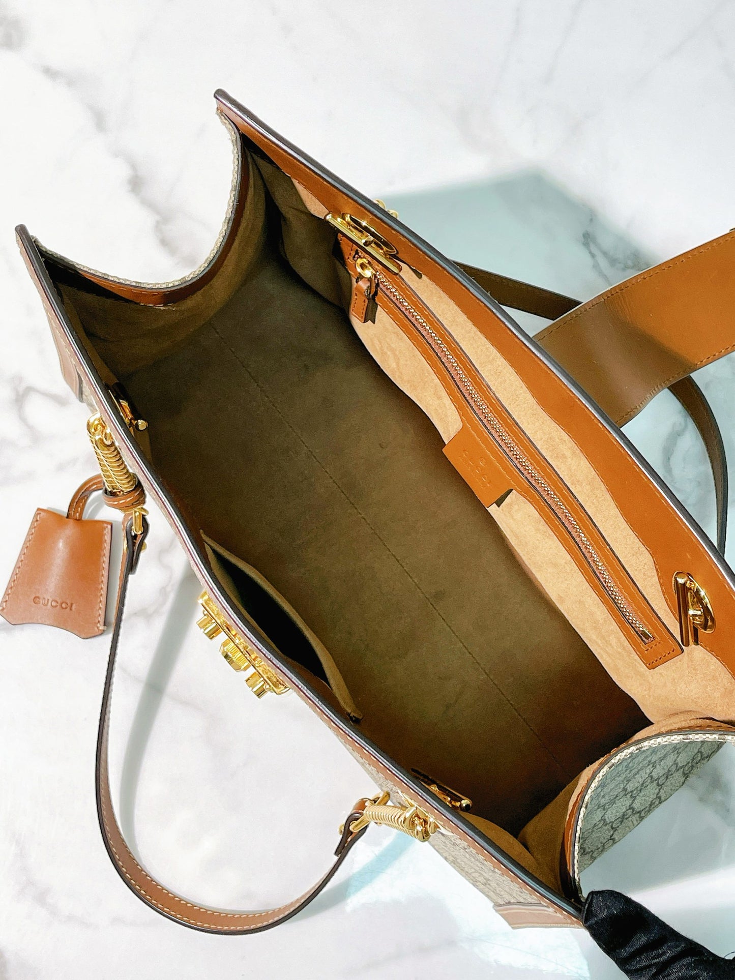 GUCCI PADLOCK TOTE, MEDIUM