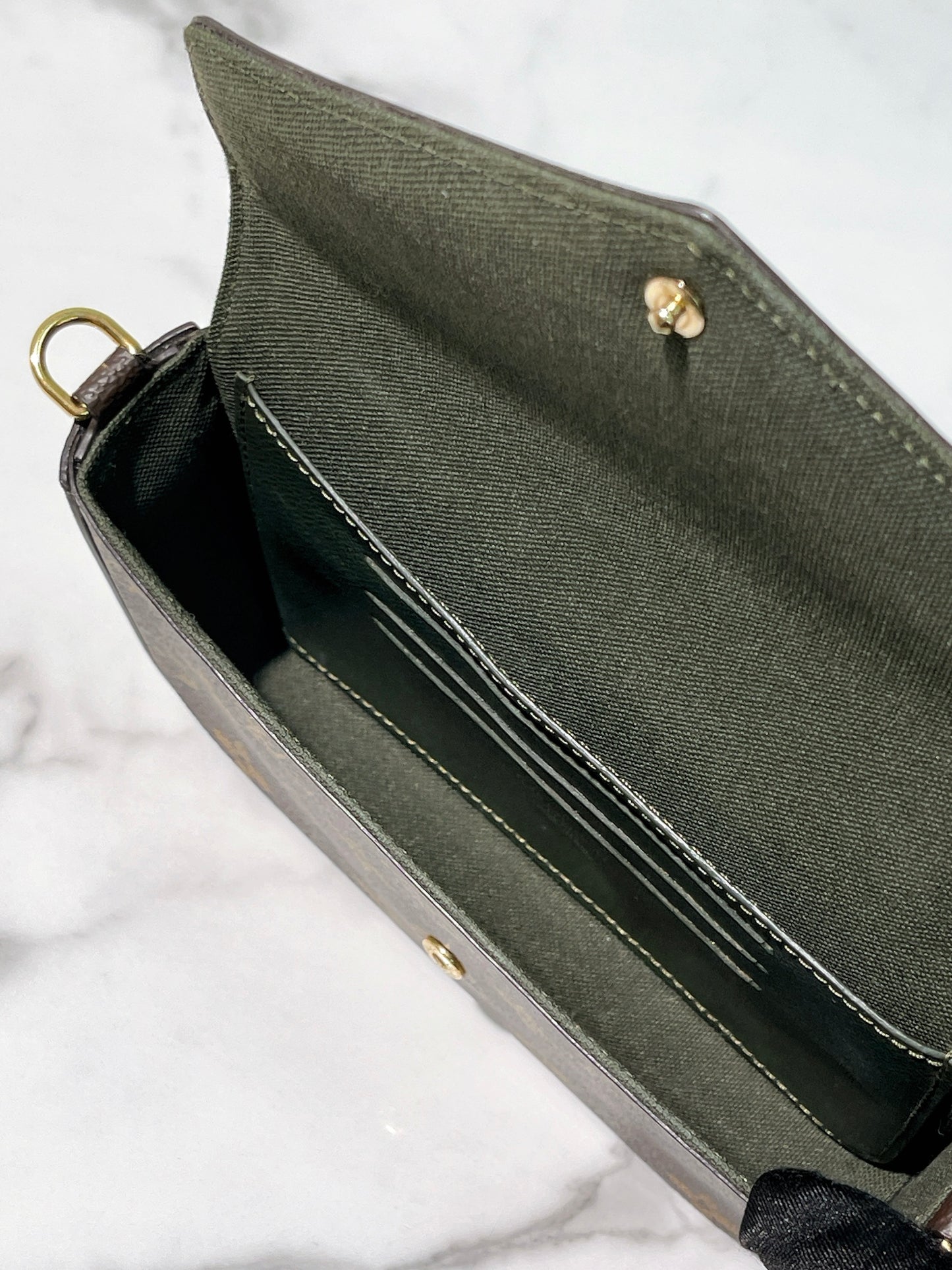 LV FELICIE POCHETTE STRAP & GO, Monogram