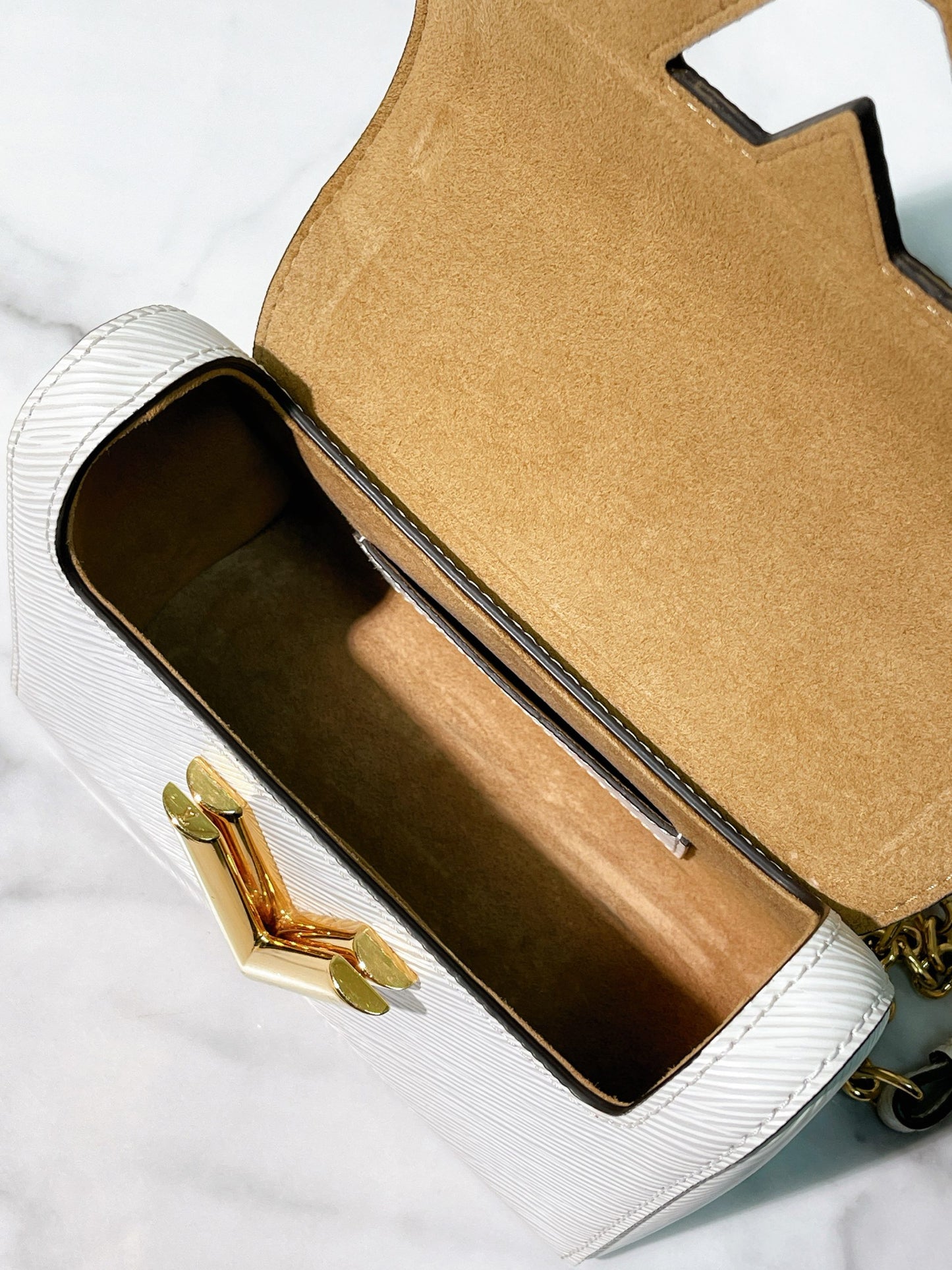LV TWIST PM, White/Gold