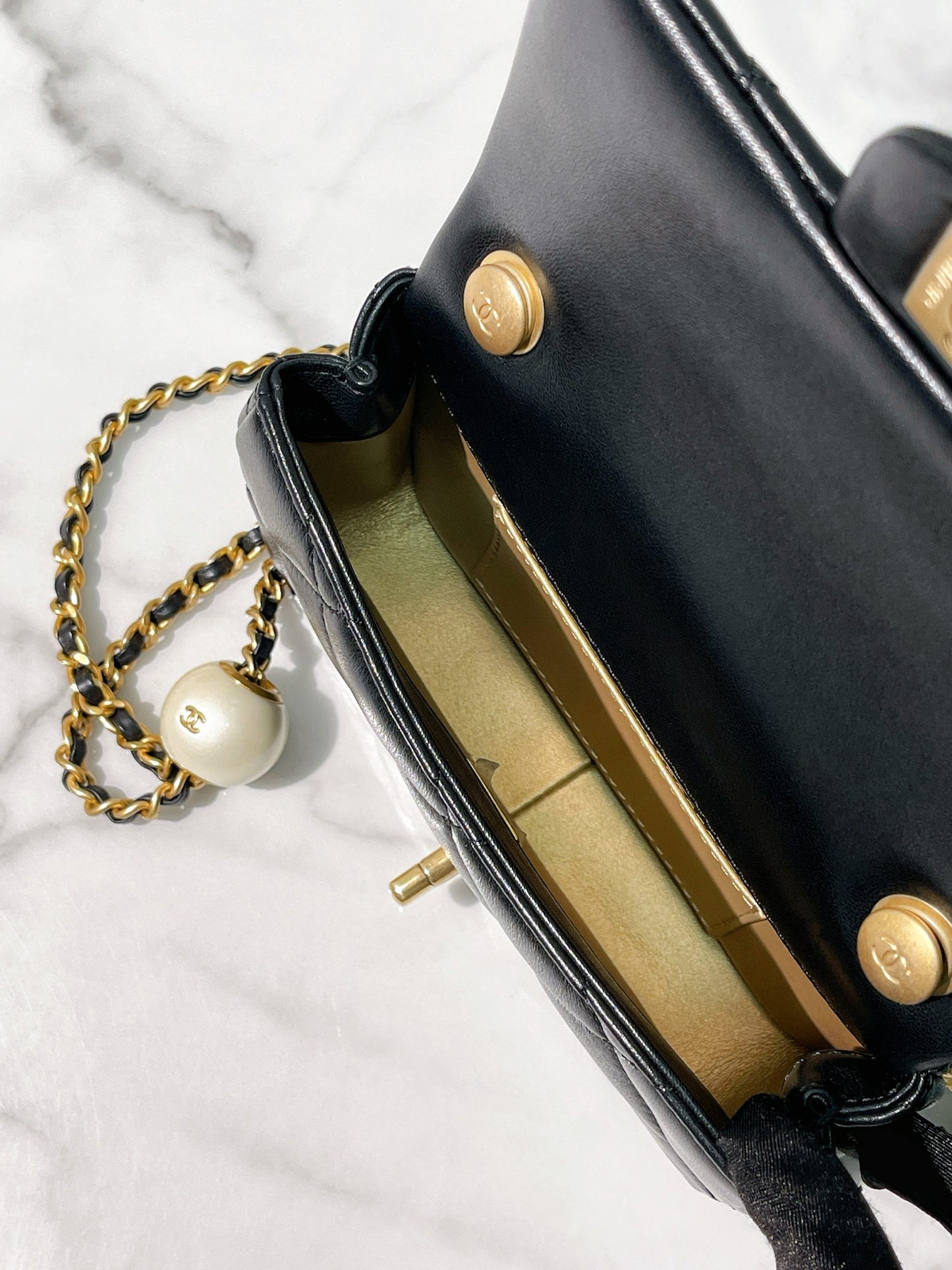 CHANEL 24S MINI FLAP, Black/Gold