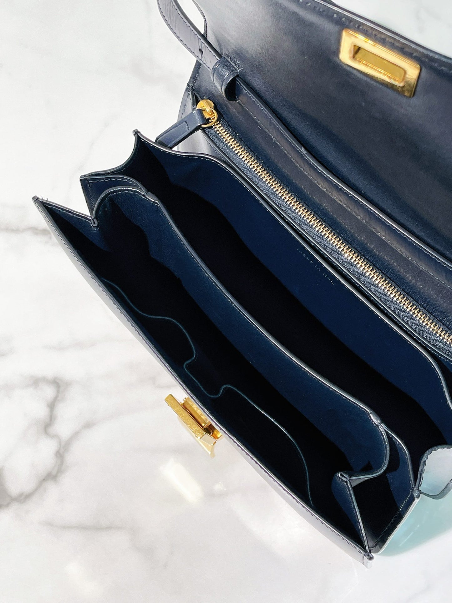 CELINE MEDIUM BOX, Navy/Gold