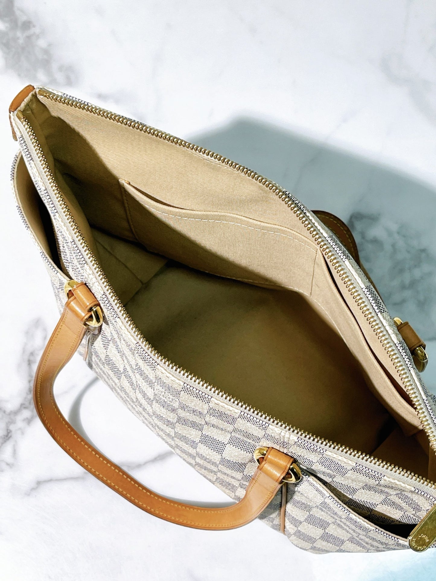 LV TOTALLY PM, Damier Azur