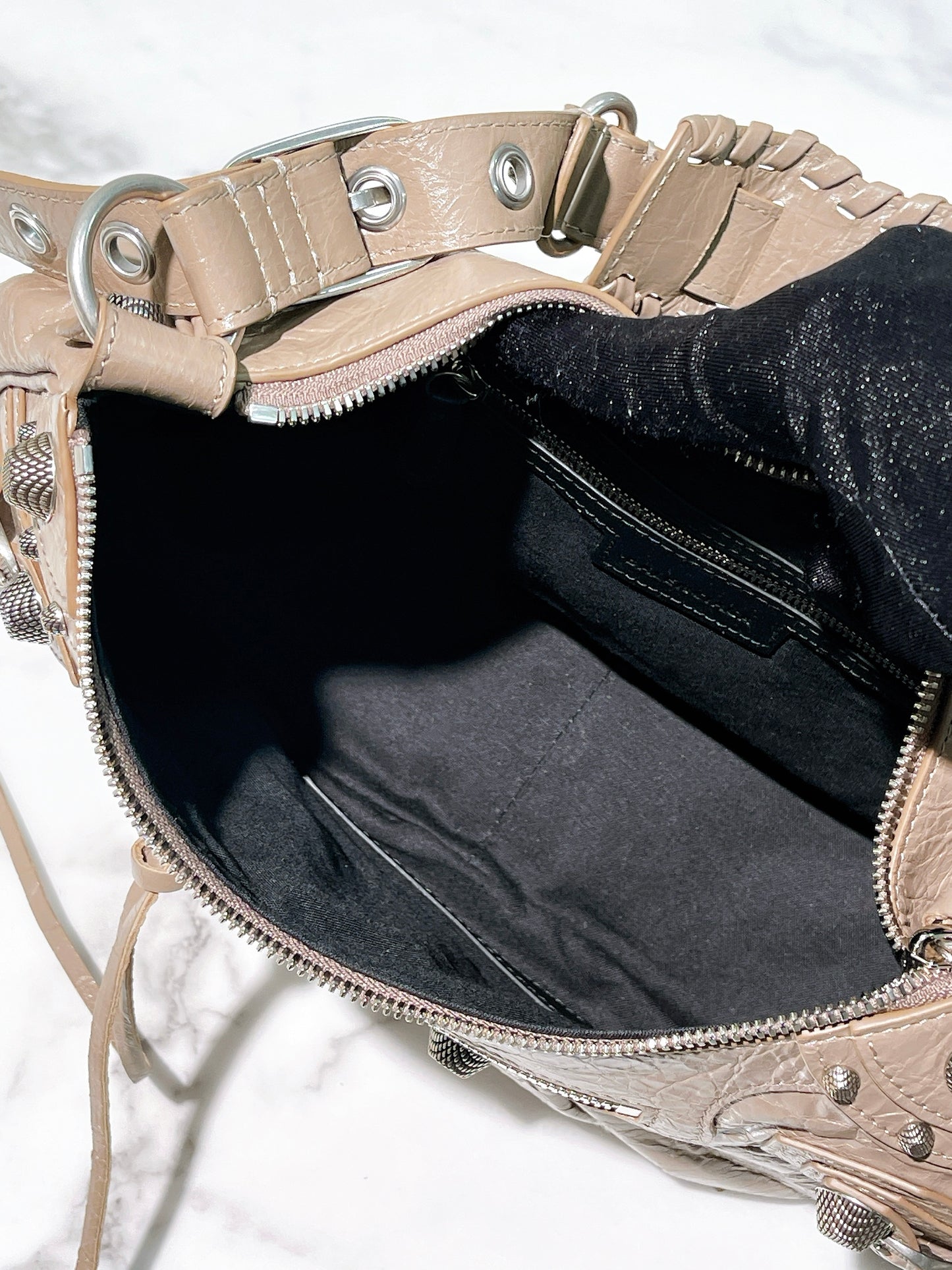 BALENCIAGA LE CAGOLE