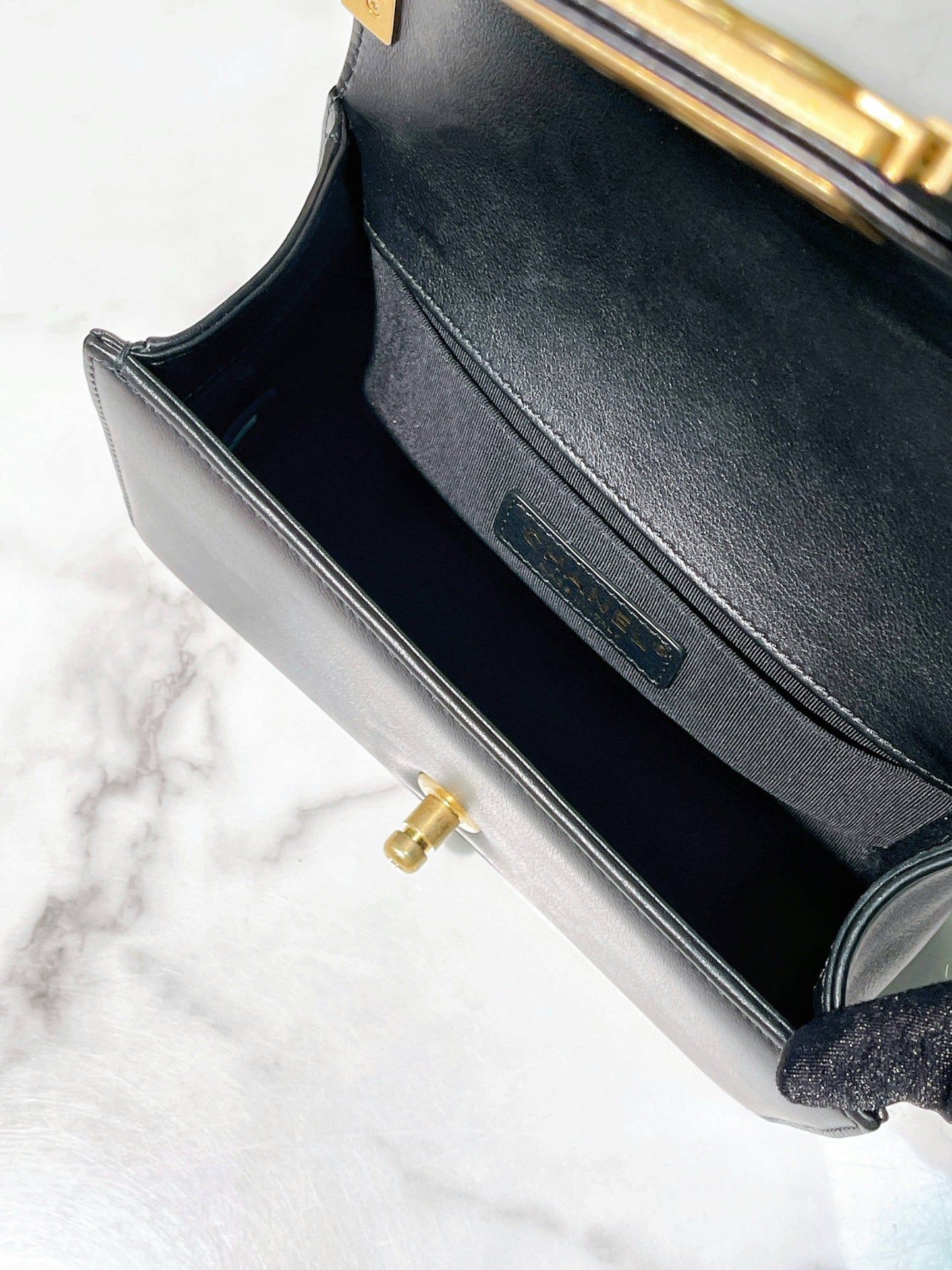 CHANEL SMALL BOY HANDBAG, Black/Gold