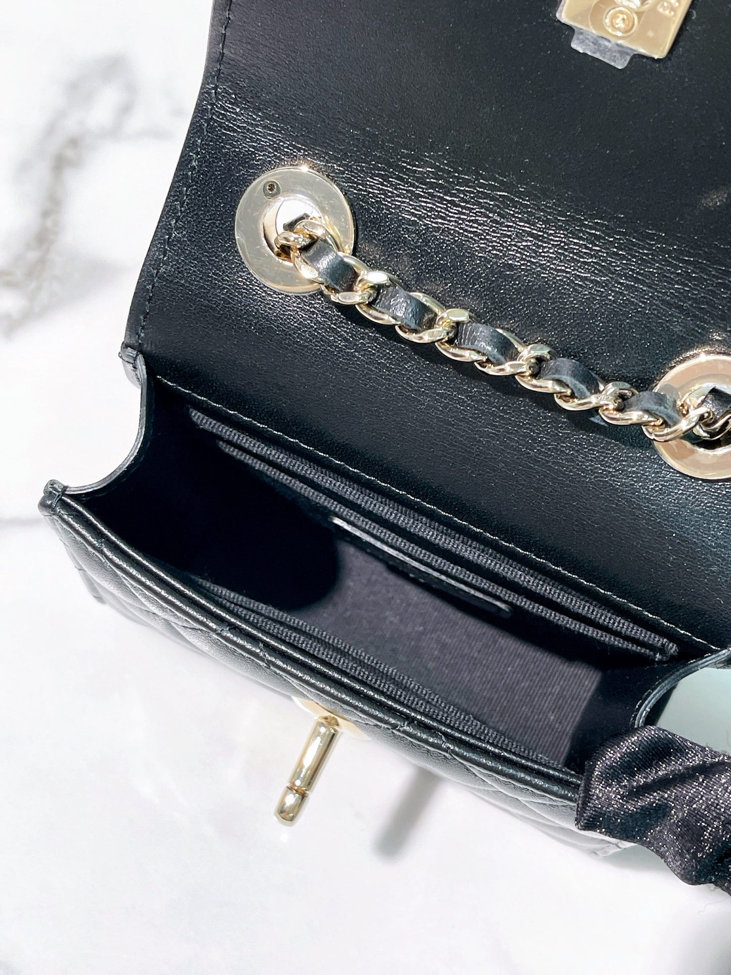 CHANEL TRENDY CC MINI WOC, Black/Gold