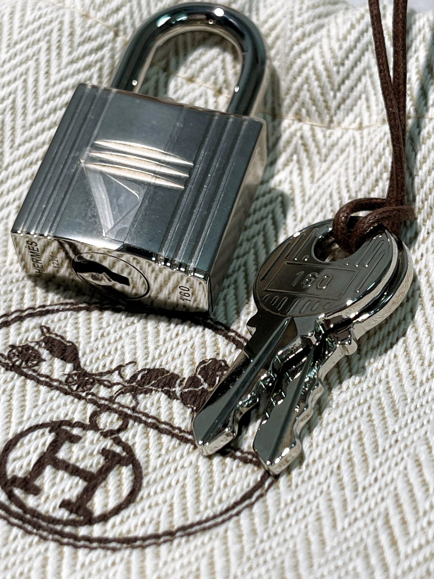 HERMES PICOTIN LOCK MICRO, Nata/Silver