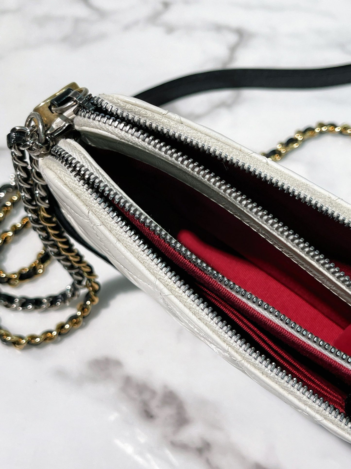 CHANEL MINI GABRIELLE, Black/White