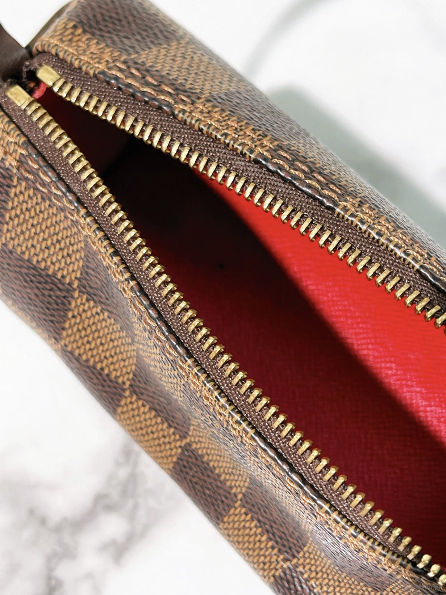 LV VINTAGE ROLLER, Damier