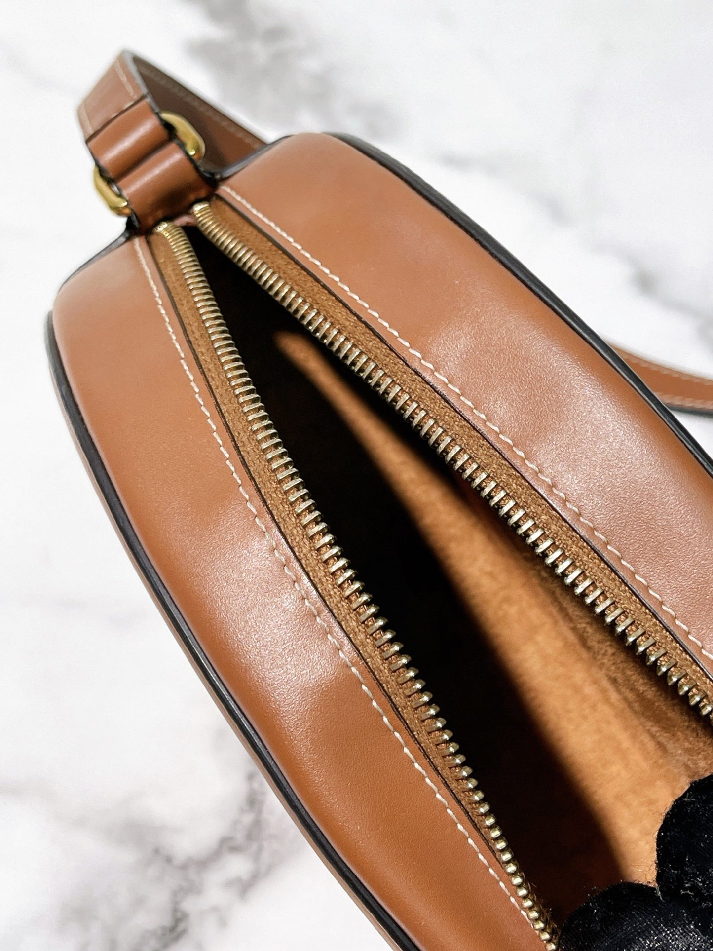 CELINE OVAL CROSSBODY BAG