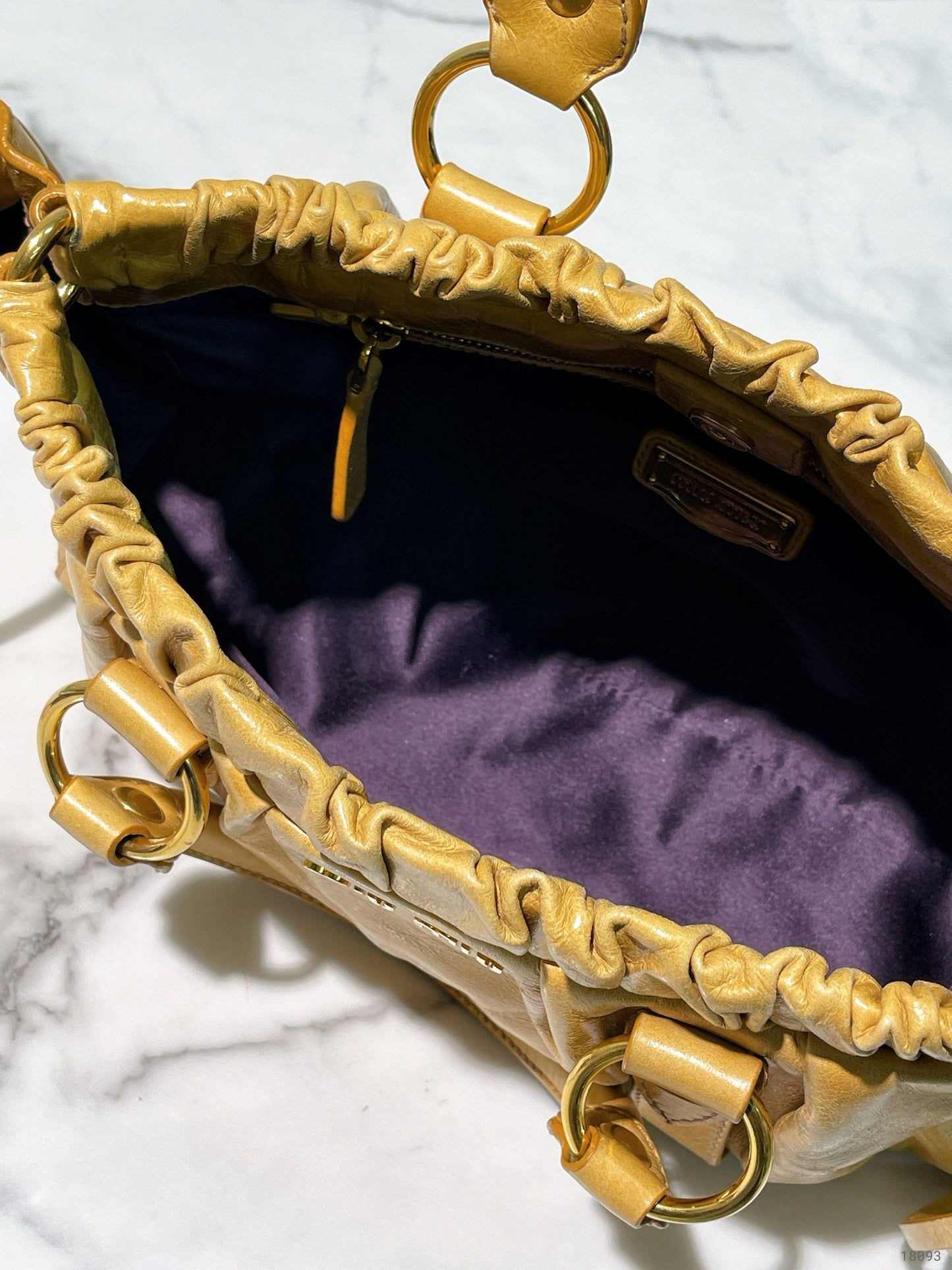 MIUMIU VOTELLO HANDBAG