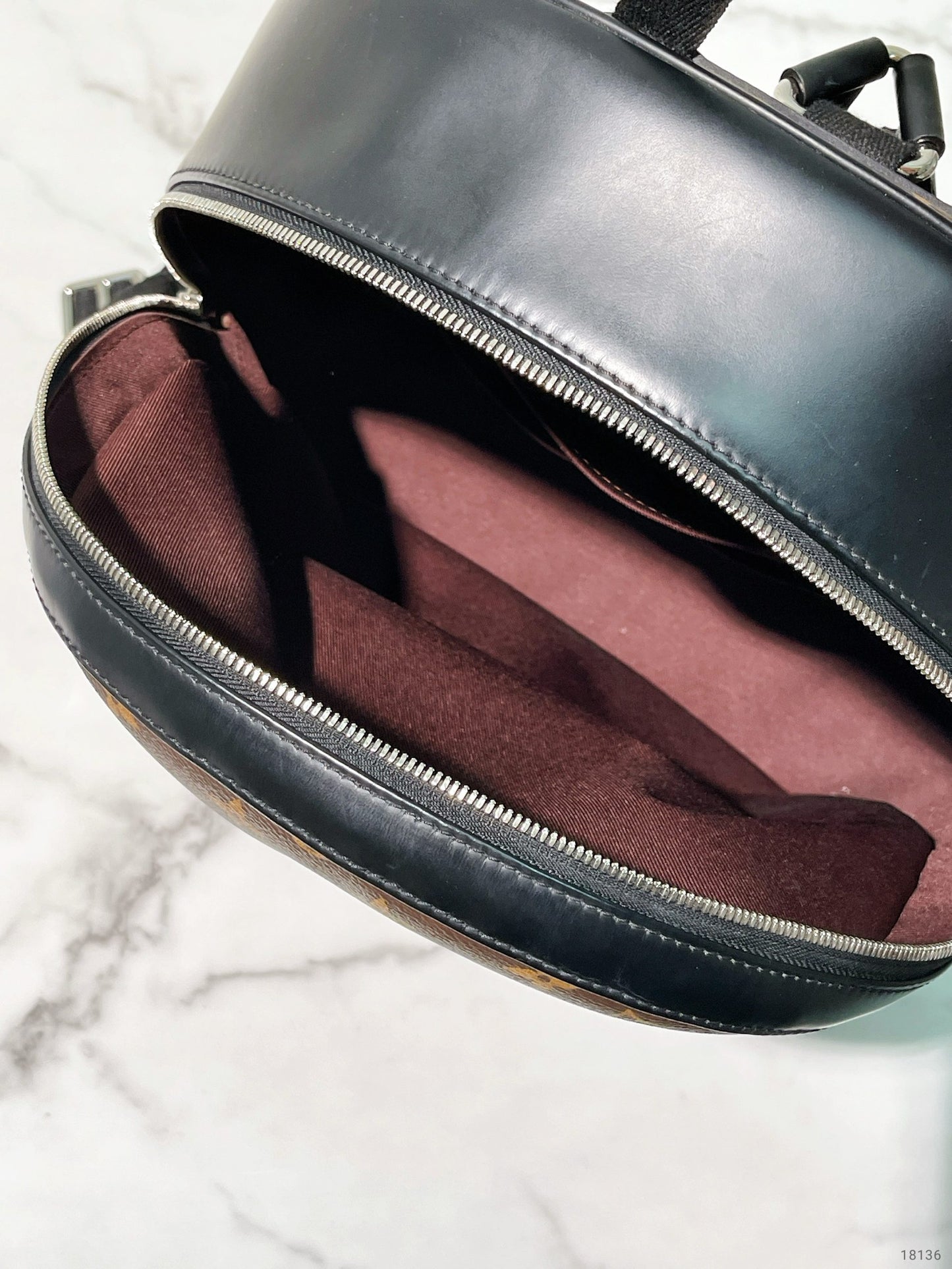 LV BACKPACK, Monogram