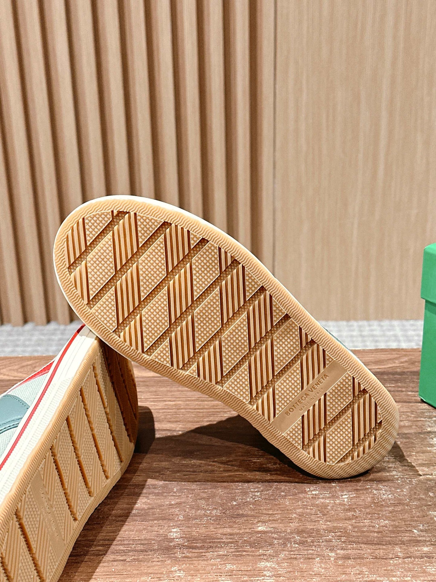 Bottega Veneta Retro Eliot Sneakers, Green