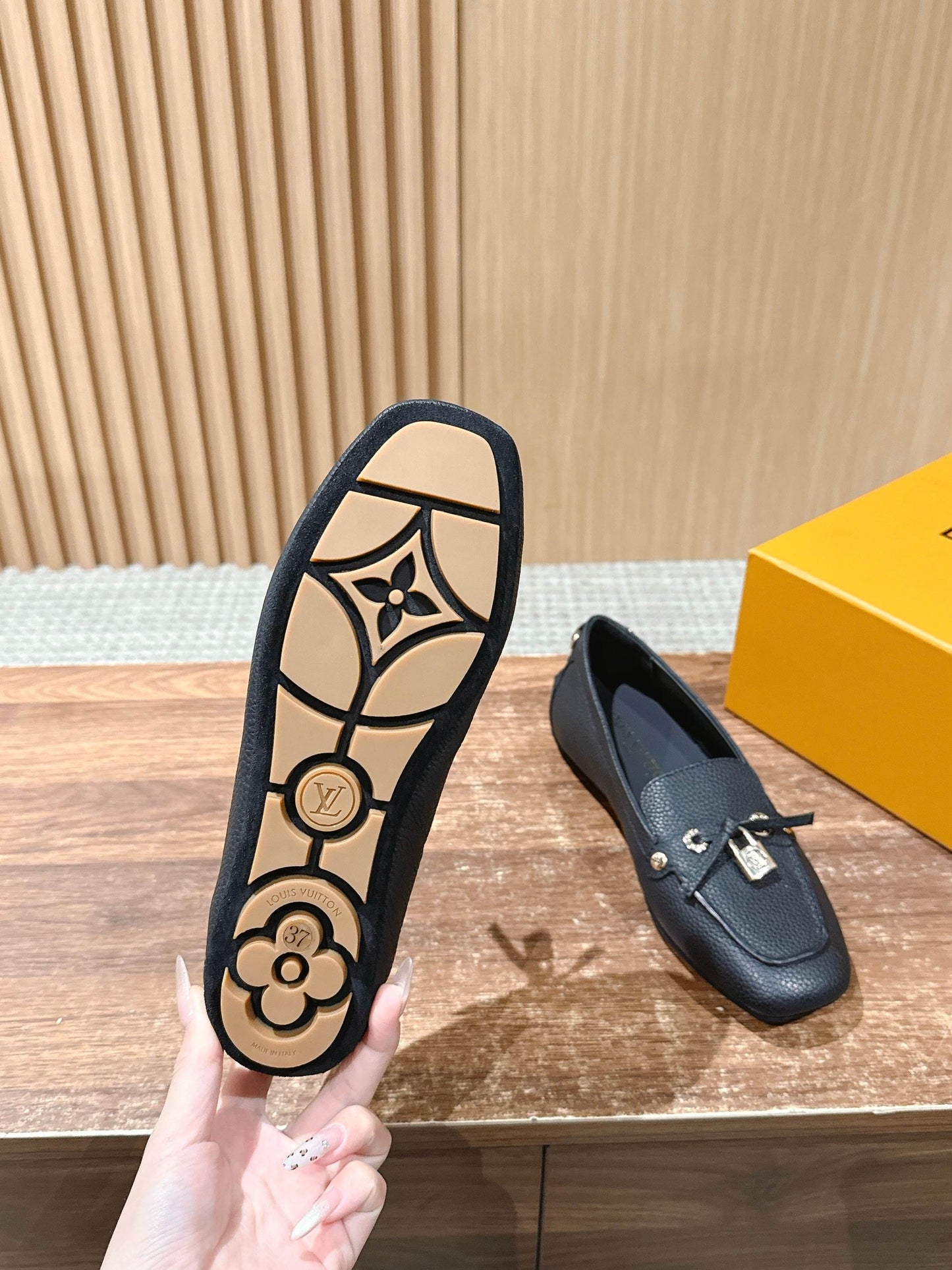 LV Flat-bottomed loafer driving shoes, Black