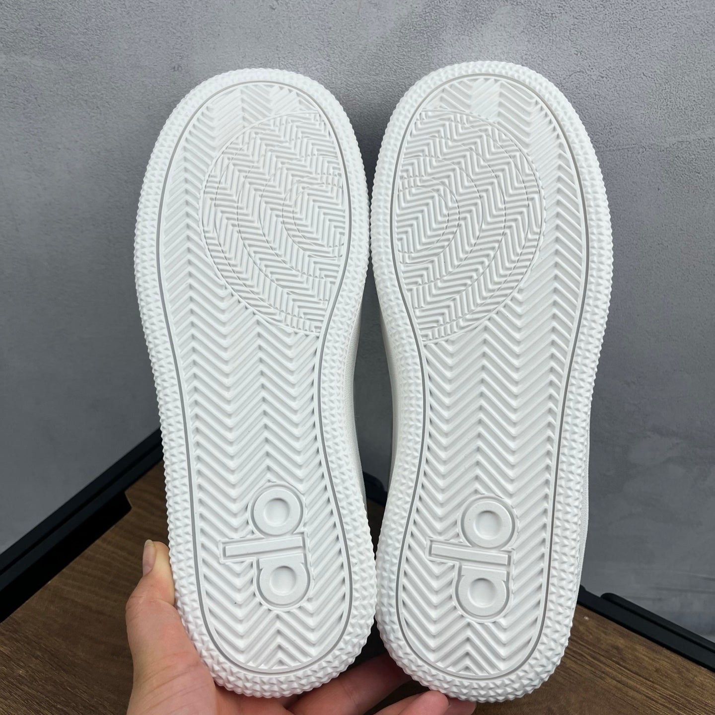 ALO Recovery Mode Sneaker, Natural White