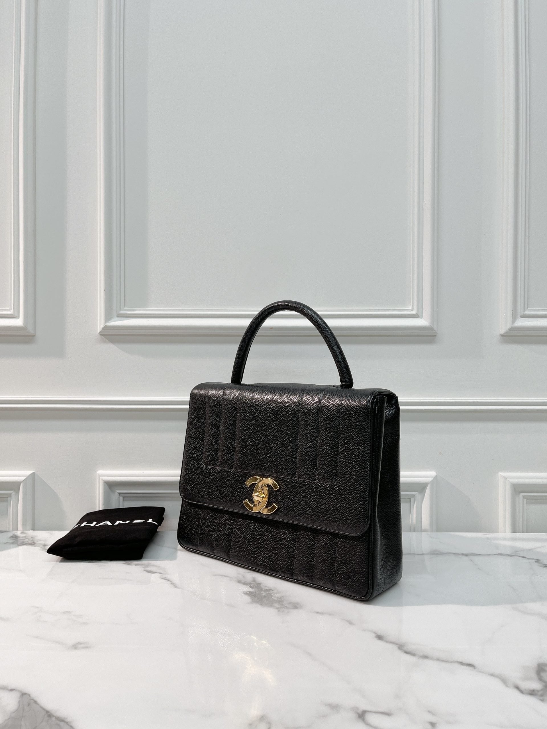 CHANEL TOP HANDLE BAG, BLACK/GOLD