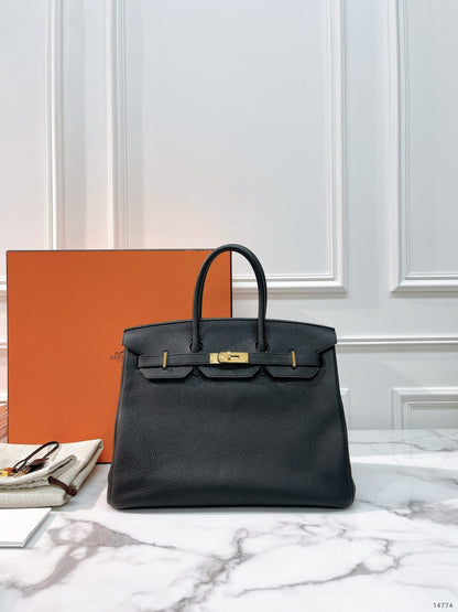 HERMES BIRKIN 35, NOIR/GOLD