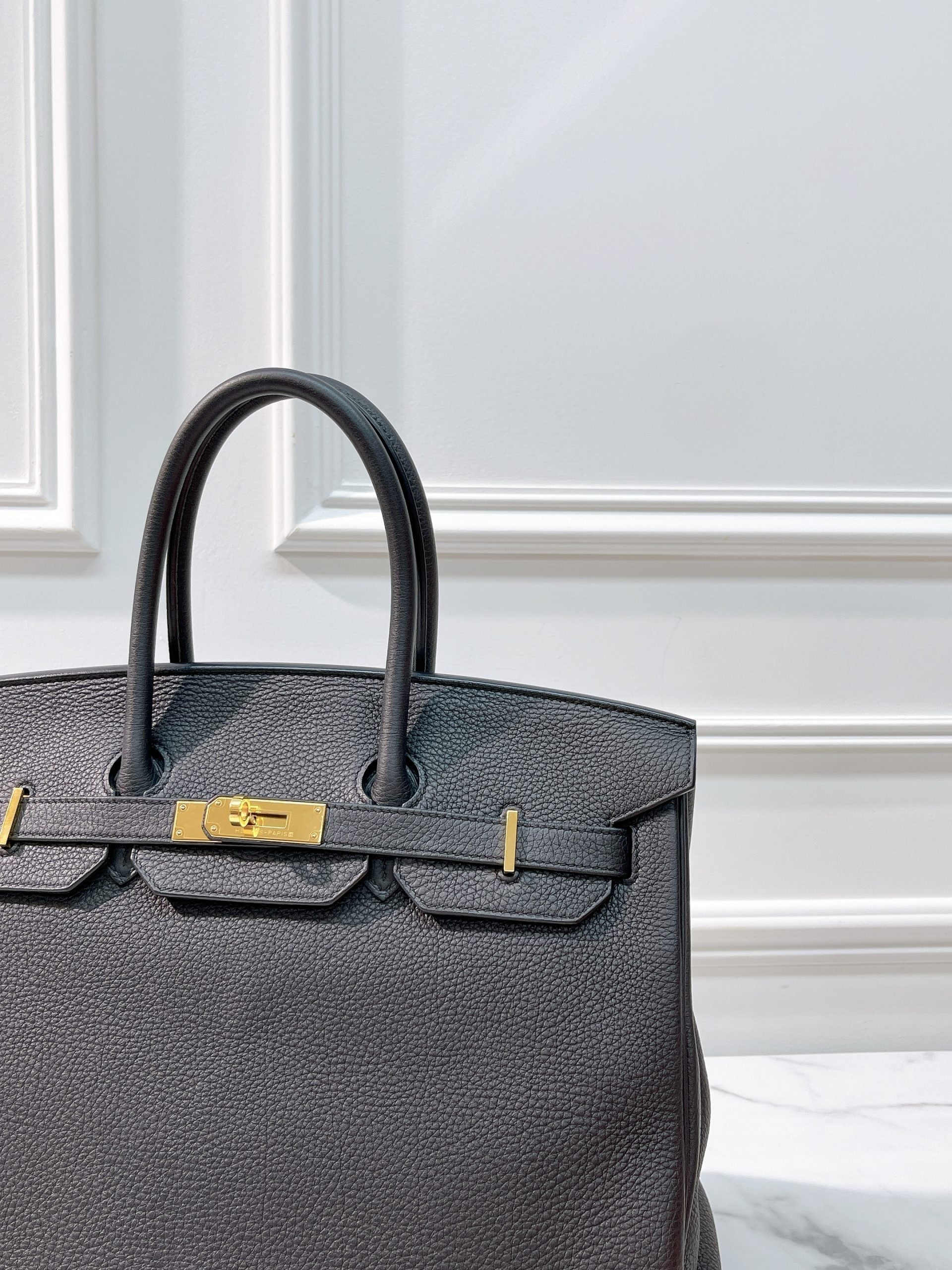 HERMES BIRKIN 35, NOIR/GOLD