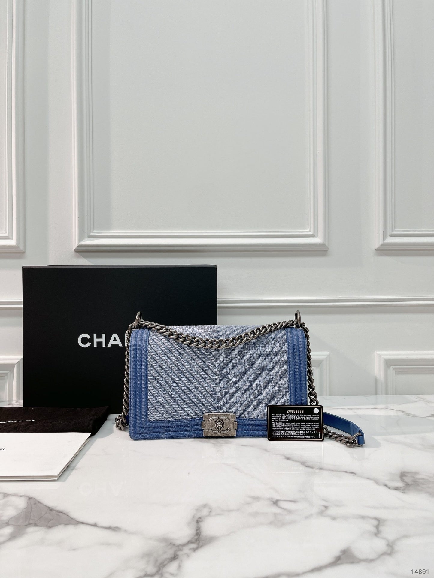 CHANEL MEDIUM BOY HANDBAG