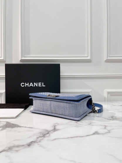 CHANEL MEDIUM BOY HANDBAG