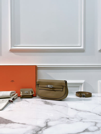 HERMES KELLY MOOVE, ETOUPE/SILVER