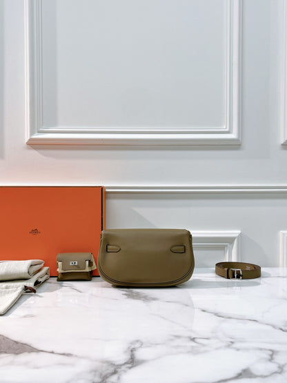 HERMES KELLY MOOVE, ETOUPE/SILVER