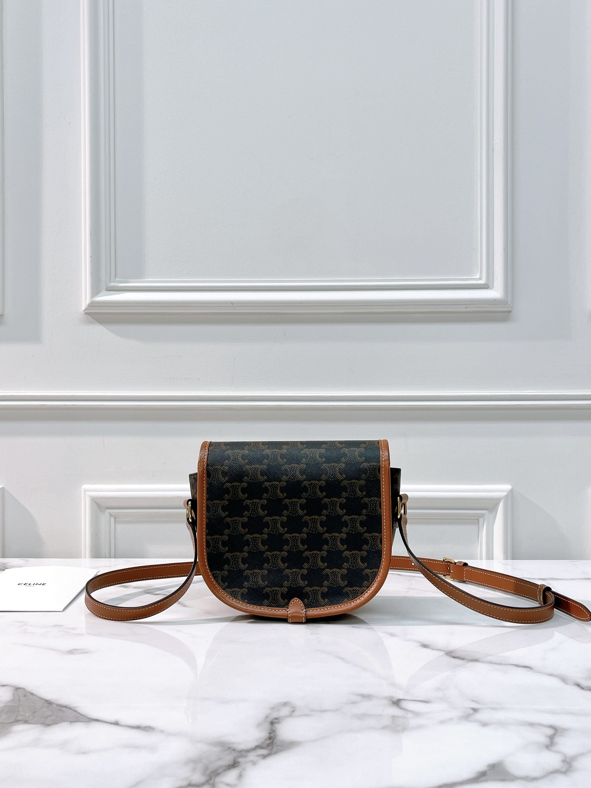 CELINE MEDIUM FOLCO BAG