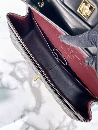 CHANEL CLASSIC FLAP JUMBO