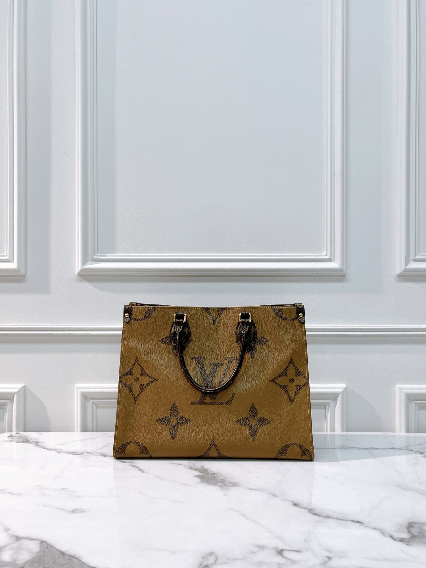 LV ONTHEGO MM
