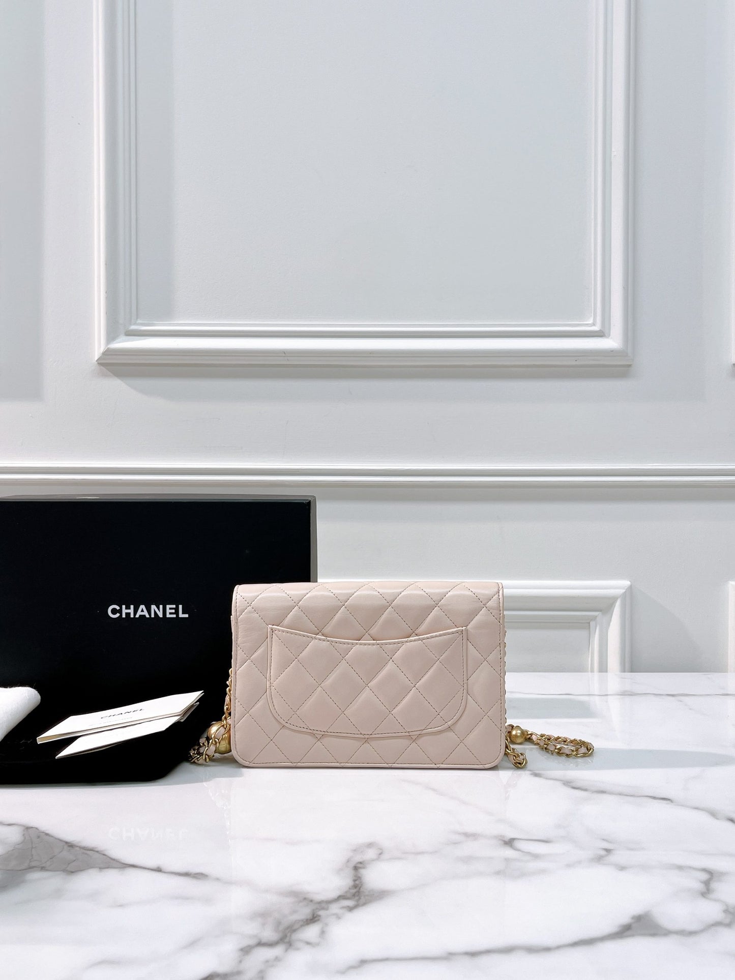 CHANEL WOC