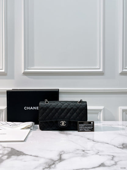 CHANEL CLASSIC FLAP