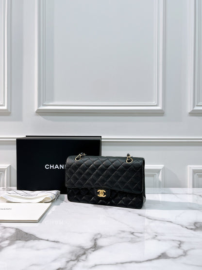 CHANEL CLASSIC FLAP