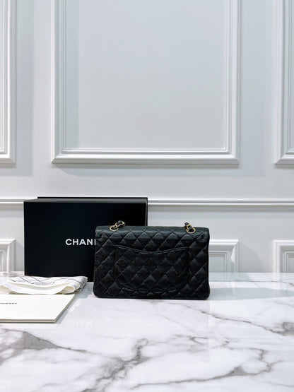 CHANEL CLASSIC FLAP