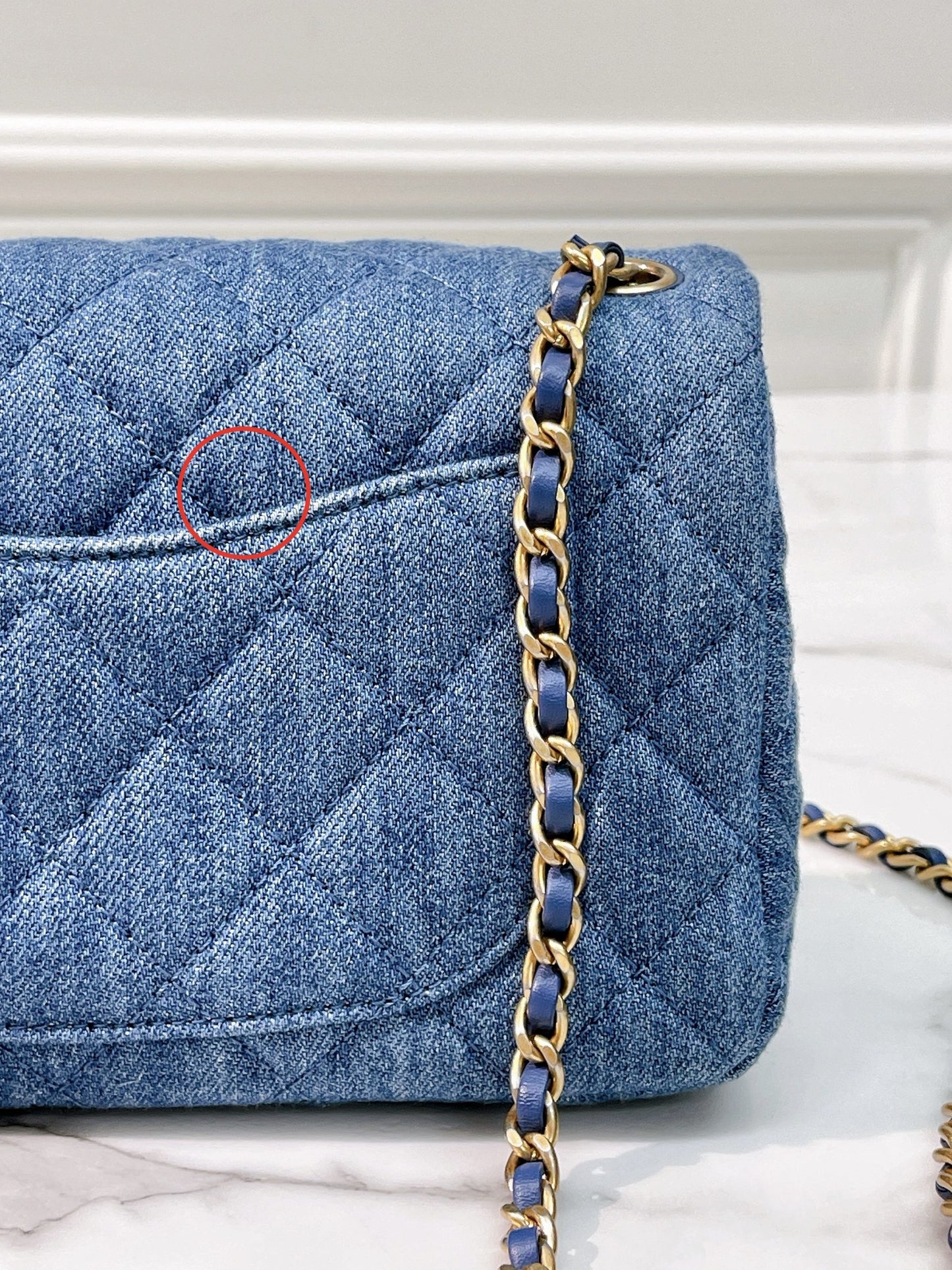 CHANEL 22C MINI CLASSIC FLAP