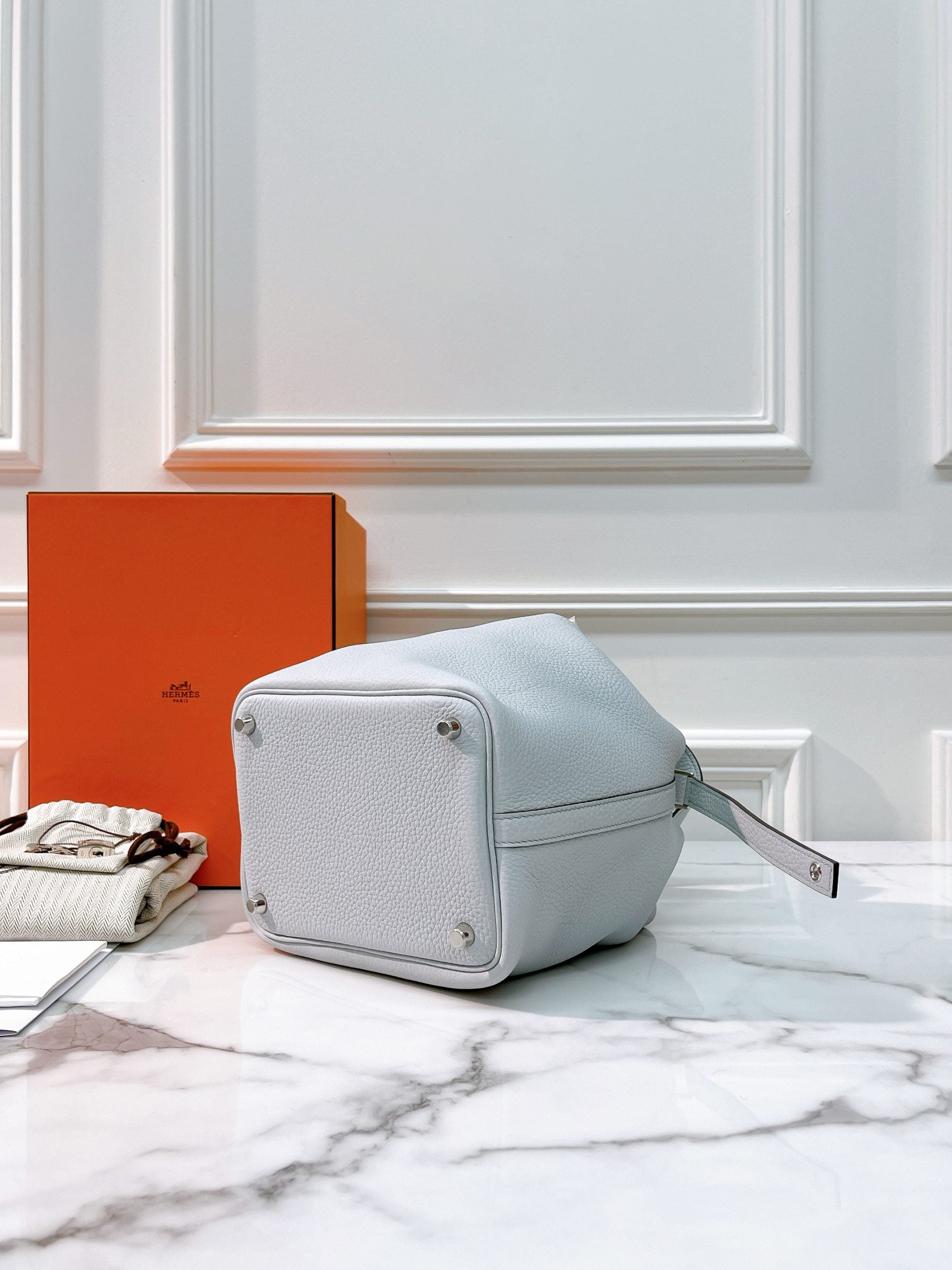 HERMES PICOTIN 18 BLEU PALE/SILVER