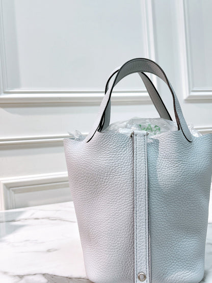 HERMES PICOTIN 18 BLEU PALE/SILVER