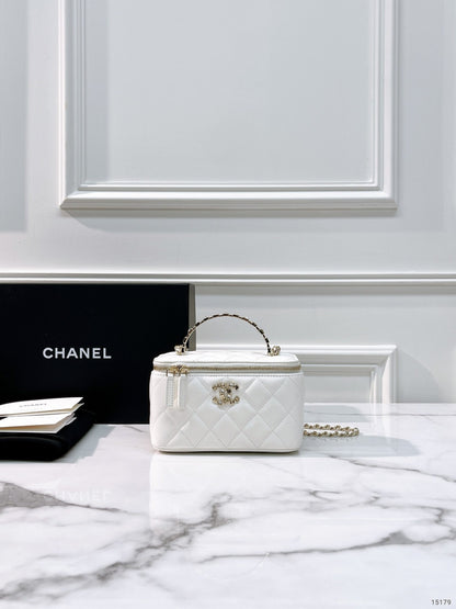 CHANEL 24P VANITY CASE WITH HANDLE