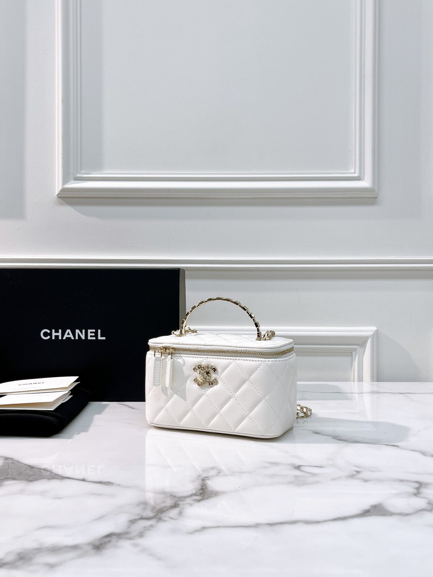 CHANEL 24P VANITY CASE WITH HANDLE