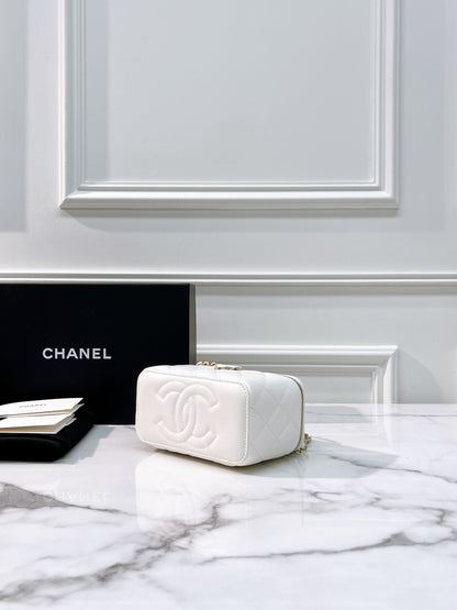 CHANEL 24P VANITY CASE WITH HANDLE