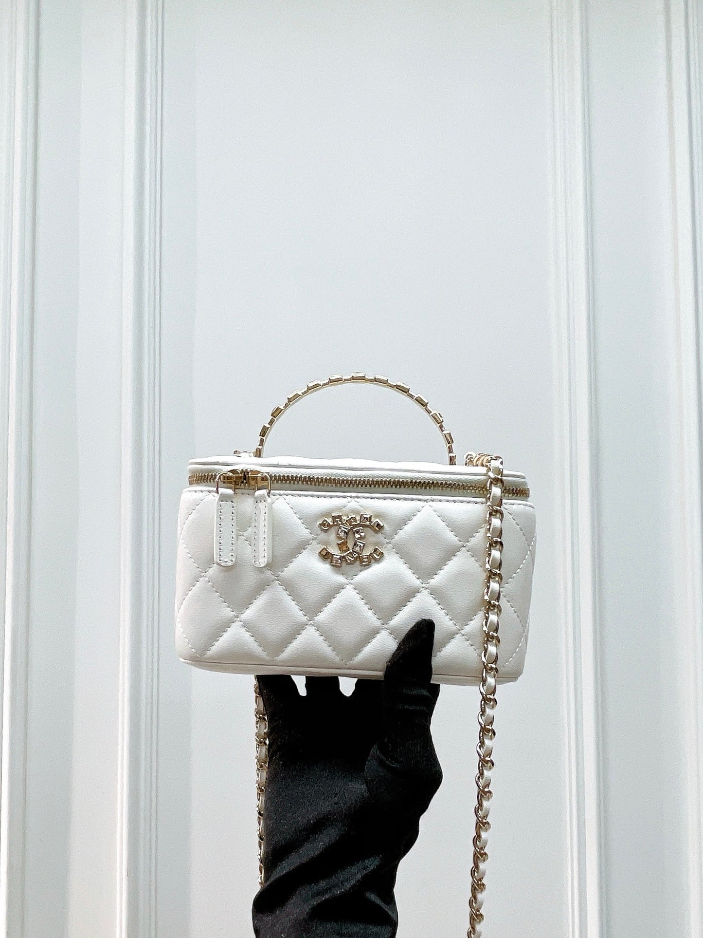 CHANEL 24P VANITY CASE WITH HANDLE