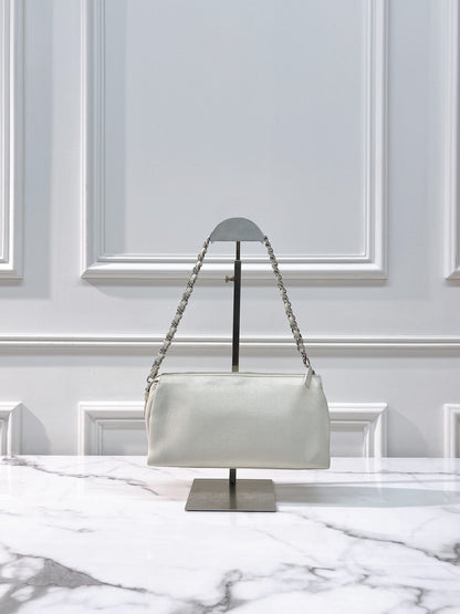 CHANEL SHOULDER BAG