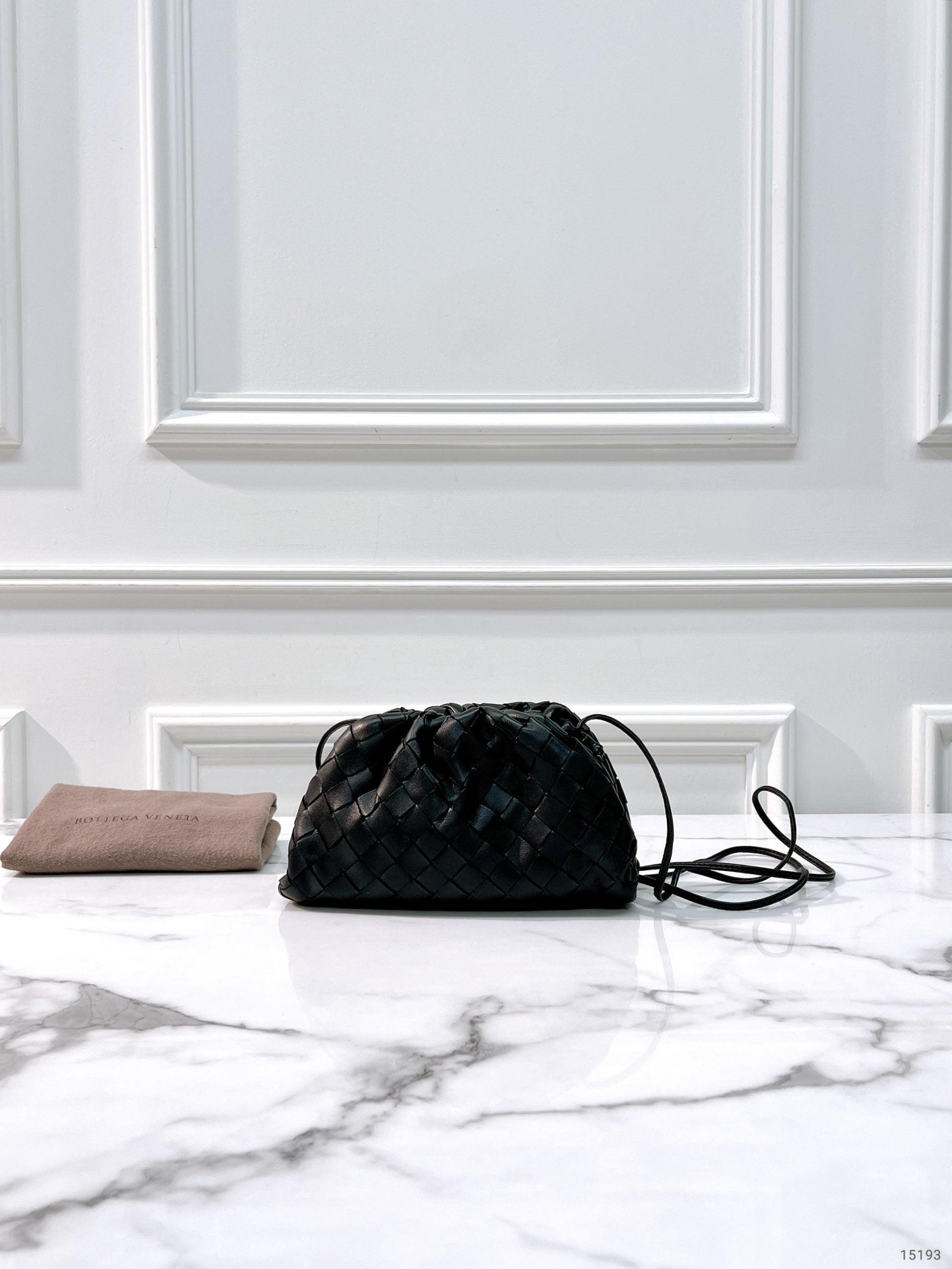 BOTTEGA VENETA MINI POUCH