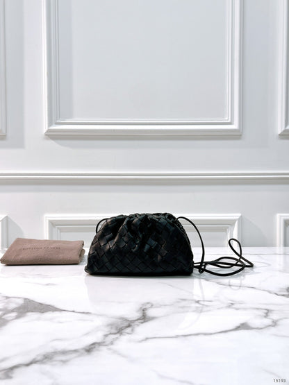 BOTTEGA VENETA MINI POUCH