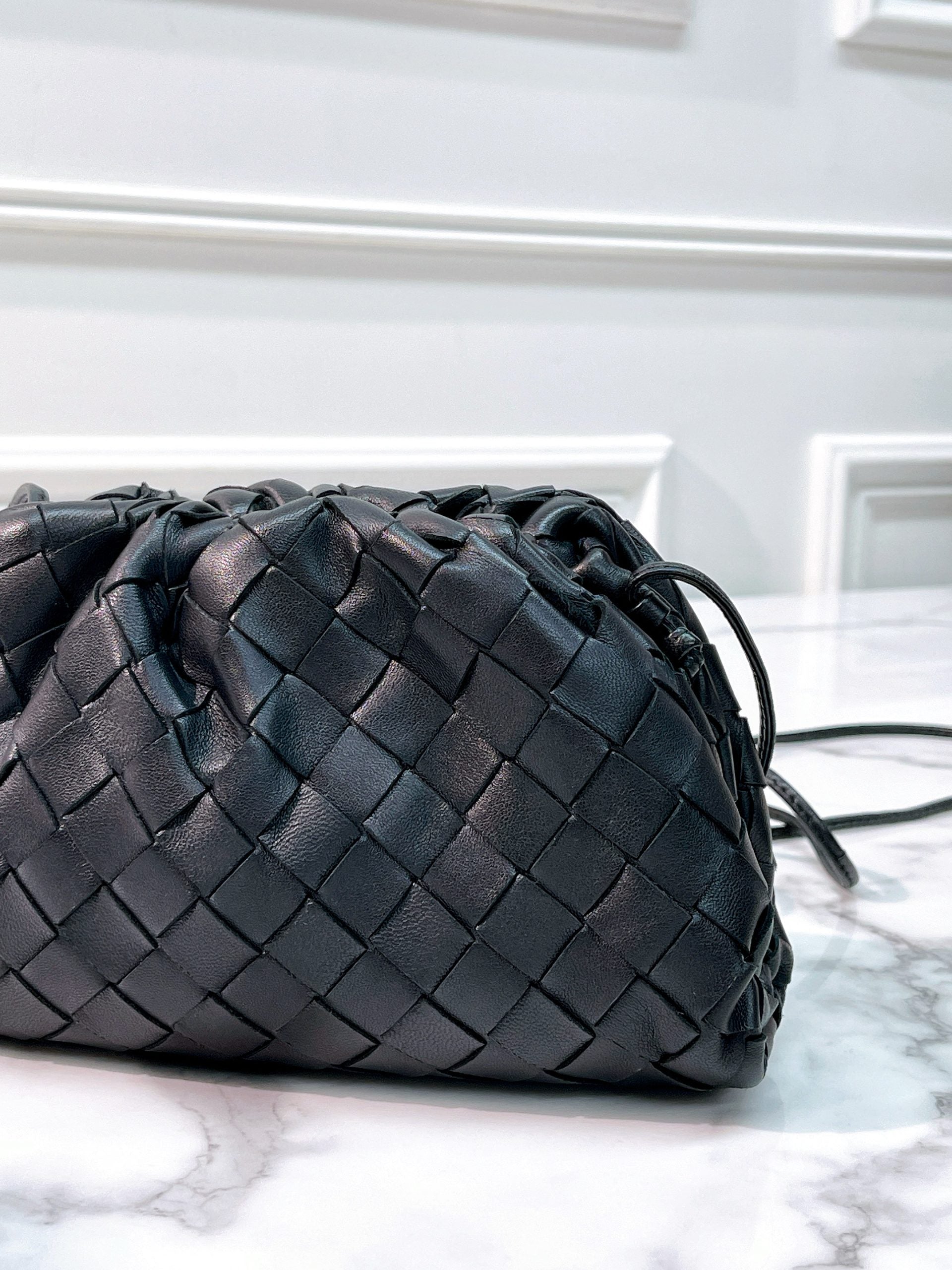 BOTTEGA VENETA MINI POUCH