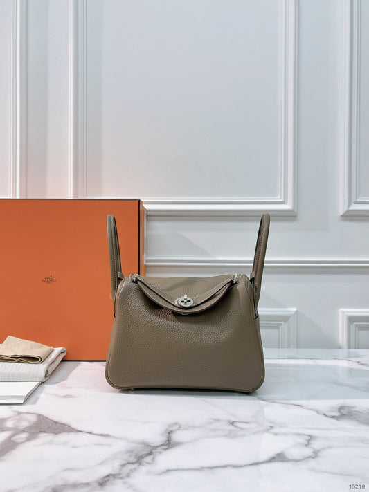 HERMES LINDY 26 ETOUPE/SILVER