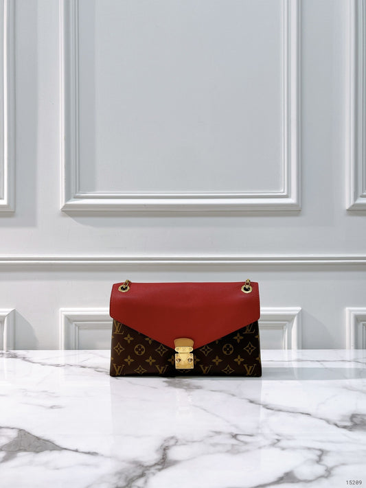 LV PALLAS ENVELOPE BAG