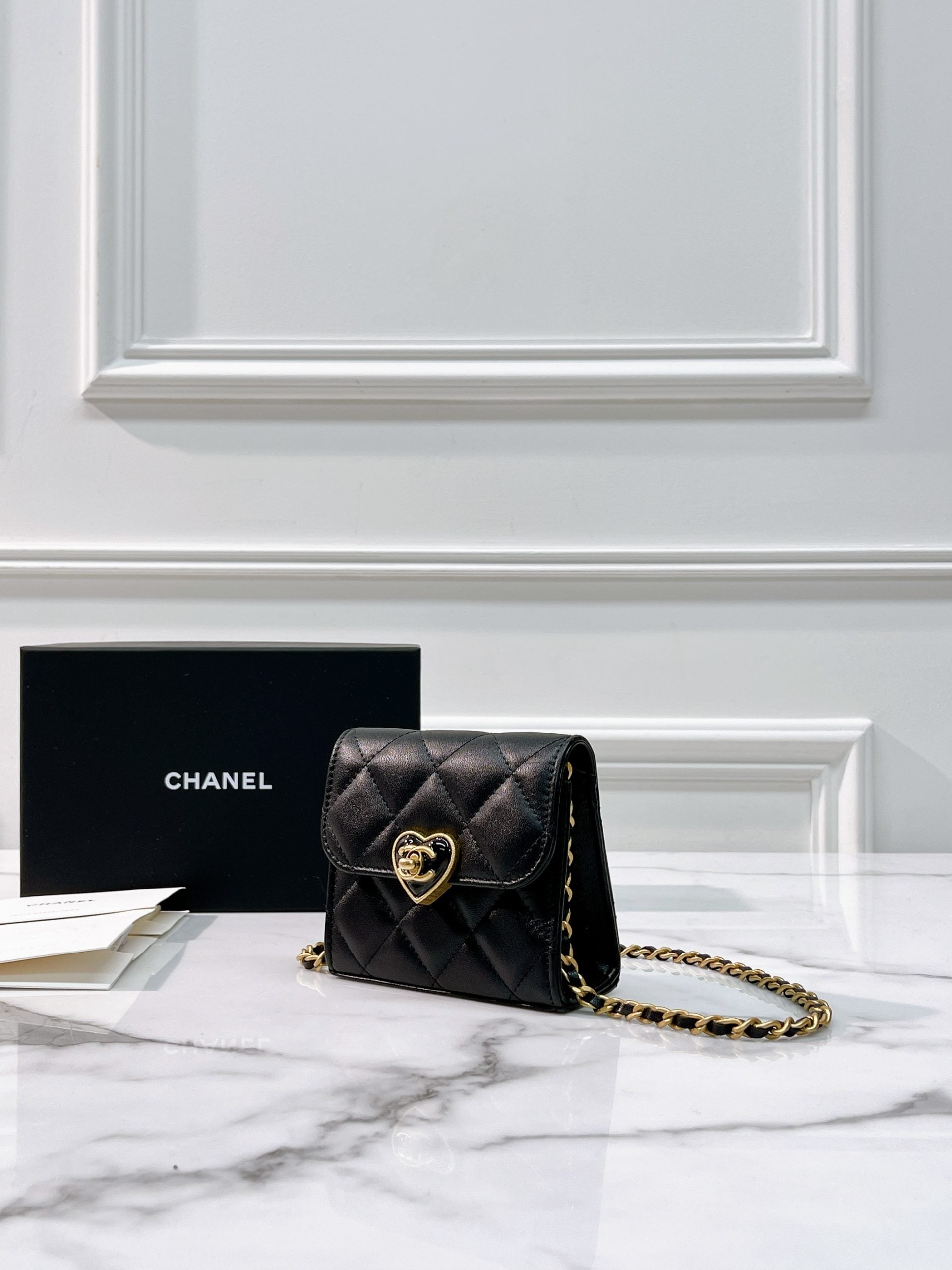 CHANEL 23S MINI CLUTCH
